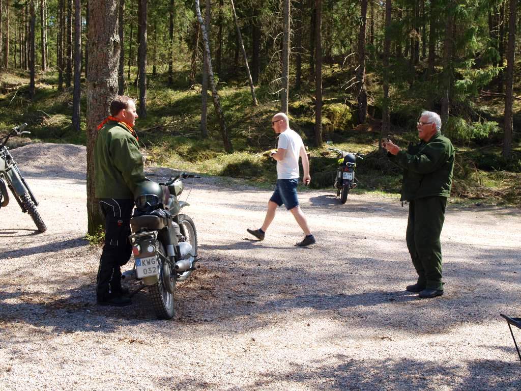 Foton tas till JAWA-Bladet